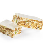 Torrone Dordoni morbido con mandorle, pistacchi e canditi in barra da 250 gr. confezionato